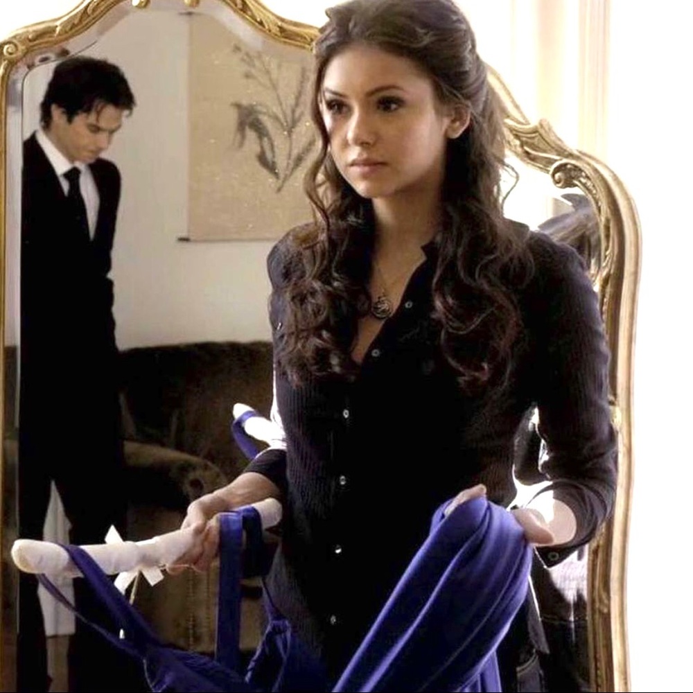 ASO Elena Gilbert black top